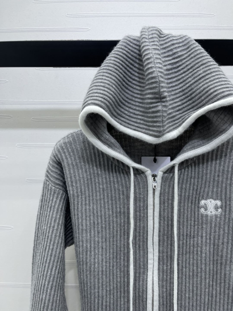 Ce1i*e outwears